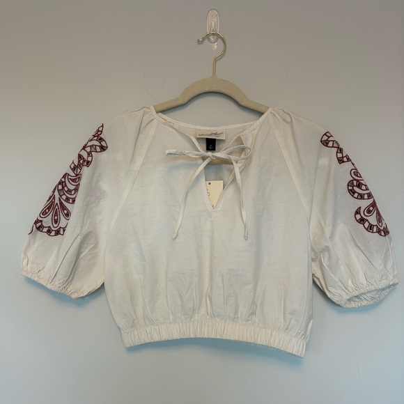 NWT Universal Thread Cream Balloon Sleeve Eyelet blouse crop top XS - Picture 2 of 7